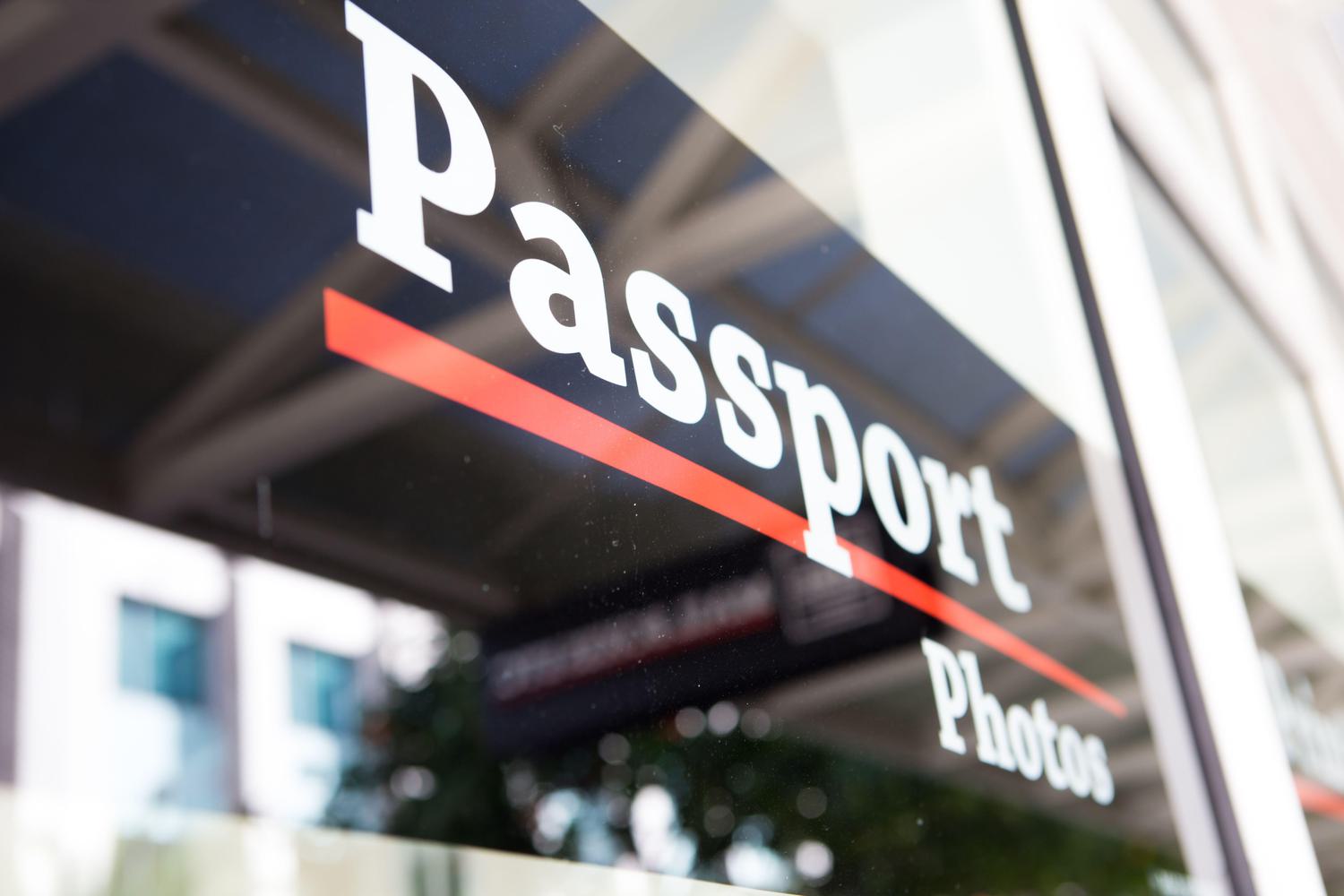Store sign for passport photos