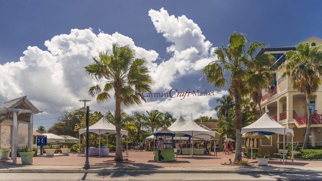 Cayman outdoor craft market in George Town