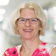 Dr Sara photo edited