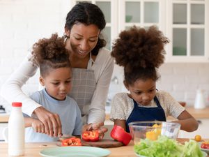Children cooking wth parents 1
