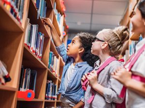 Kids in library