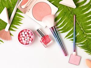 On island beauty lover hero image